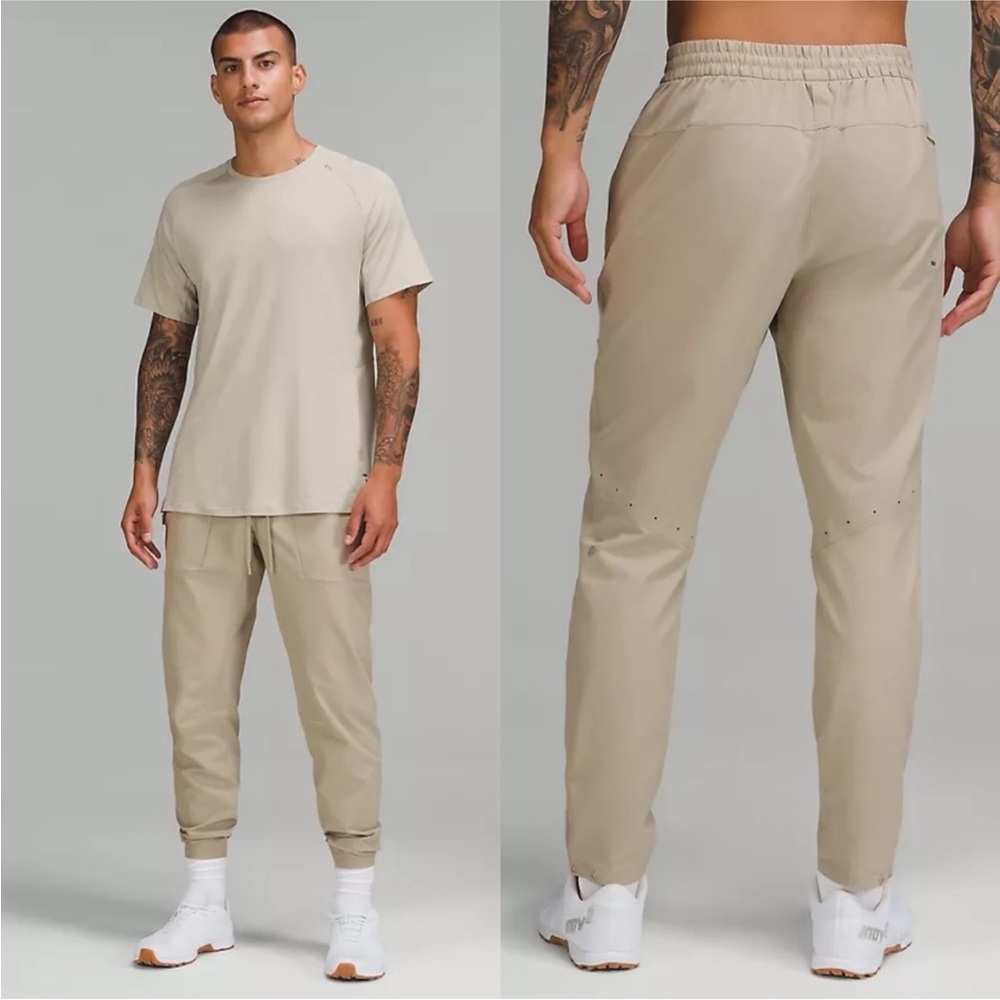 LULULEMON License to Train Tapered Pant Mens Size Large Pockets Drawstring Waist